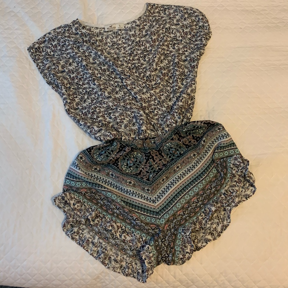 Hollister romper